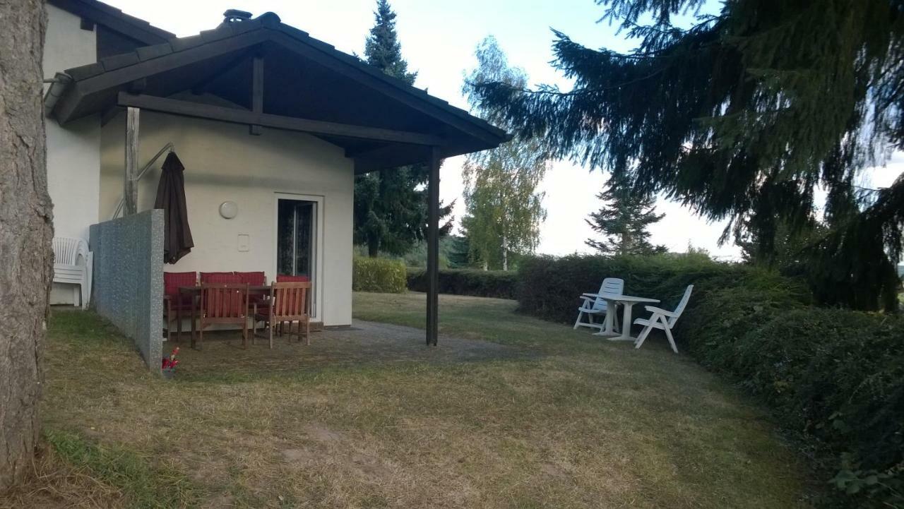 Blick In Die Suedeifel Biersdorf Extérieur photo
